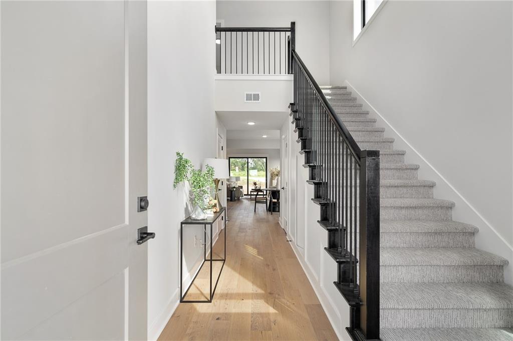 Photo 4 of 9595 Jupiter Street