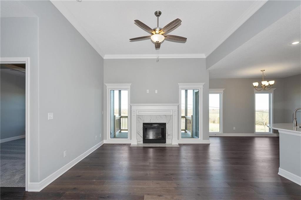 Photo 5 of 8890 N Monroe Avenue