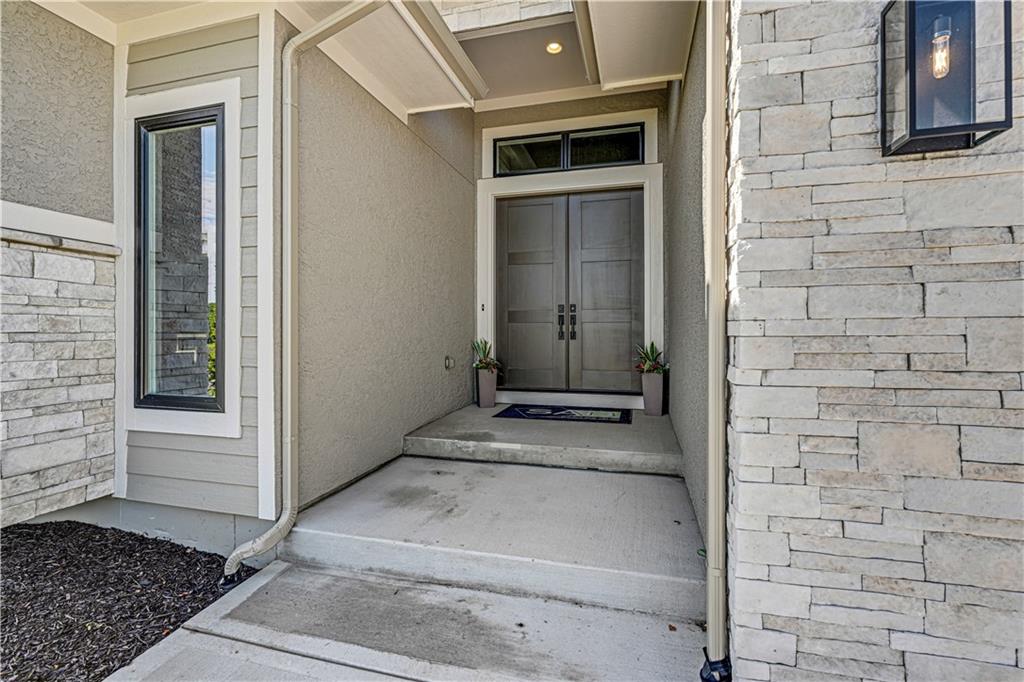 Photo 3 of 15253 W 162nd Street