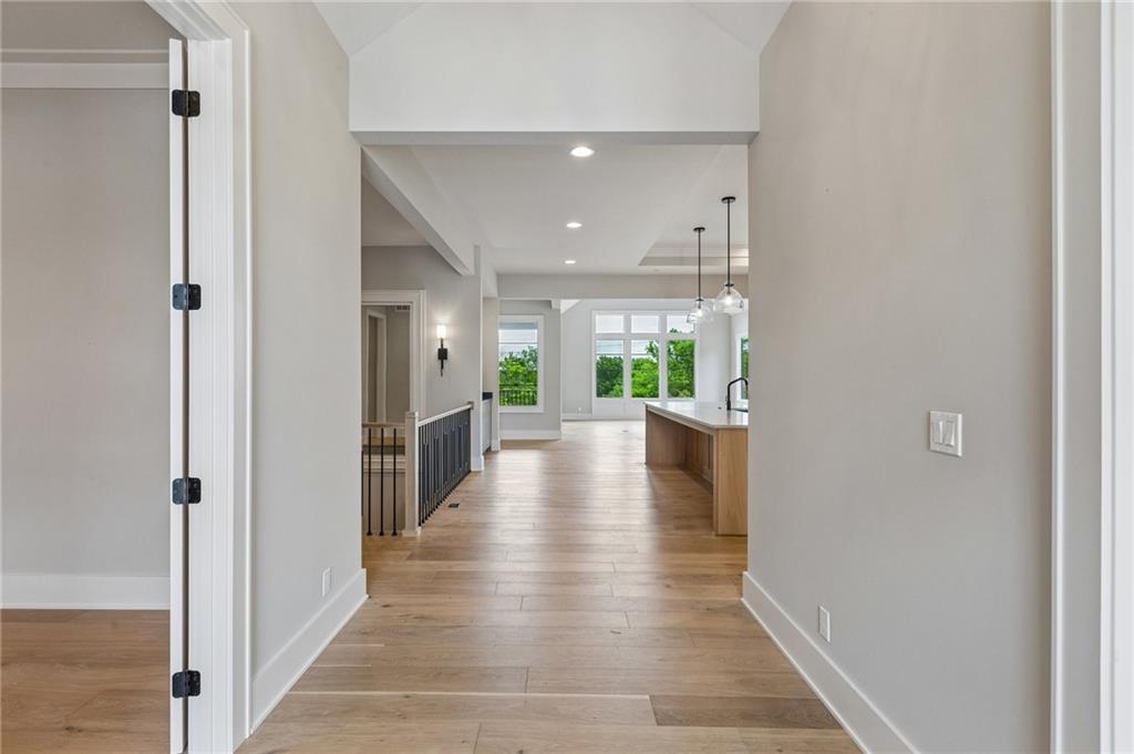 Photo 7 of 13751 Pembroke Lane