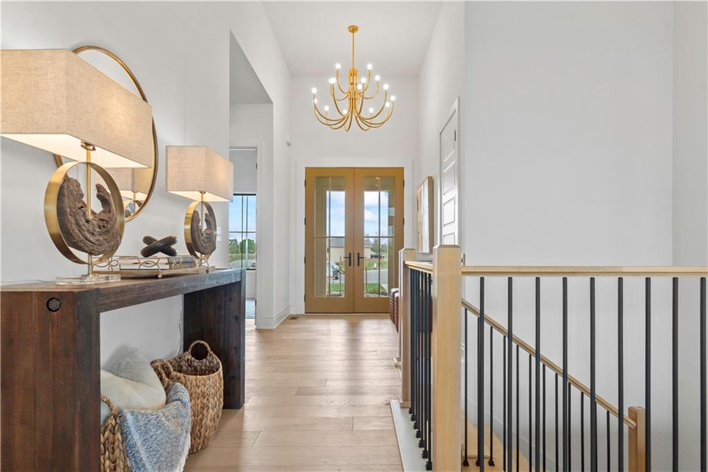 Photo 4 of 1816 NE Lashbrook Circle