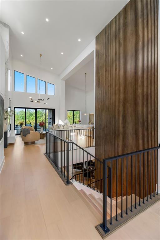 Photo 5 of 11532 S Hollis Lane
