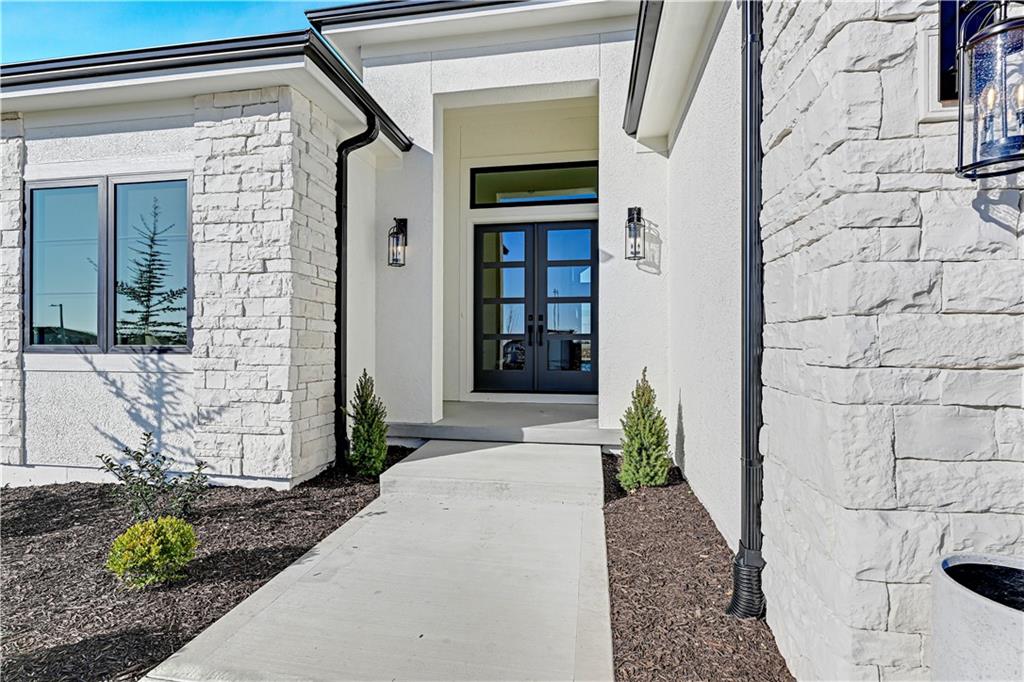 Photo 5 of 16220 S Twilight Lane