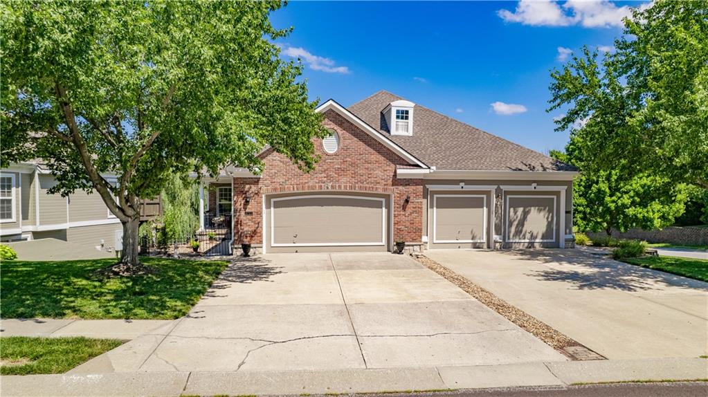 Photo 2 of 3722 S Bolger Court