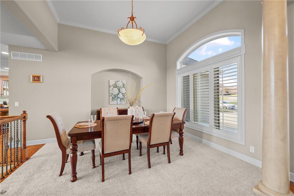 Photo 7 of 129 NW Morton Drive