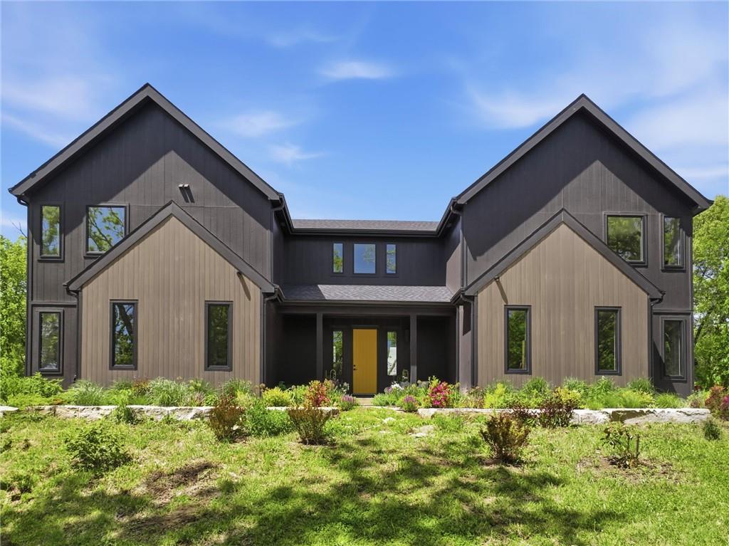 Photo 4 of 5540 N 107th Street