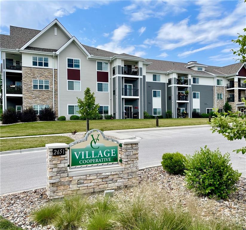 Photo of 2651 NW Barry Road #102