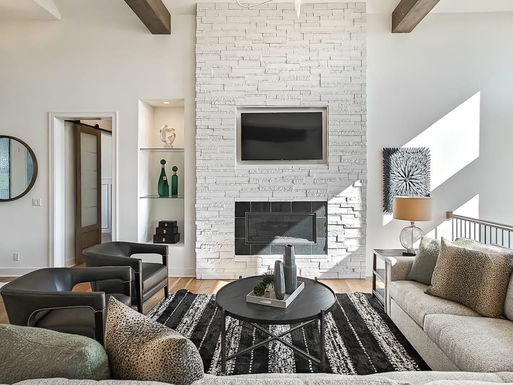 Photo 7 of 5831 Lentz Drive