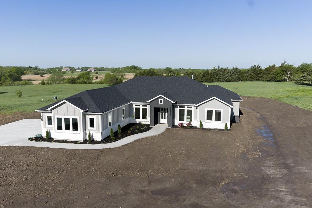 Photo 2 of 17965 235th Street