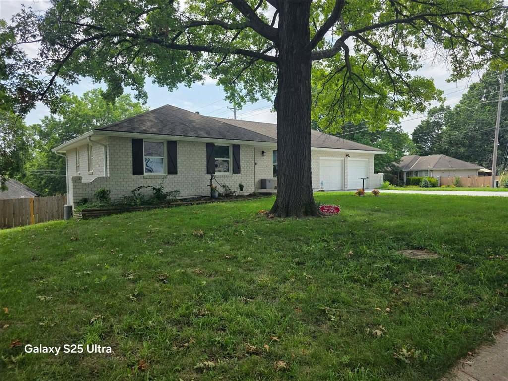Photo 6 of 11601 E 62nd Street