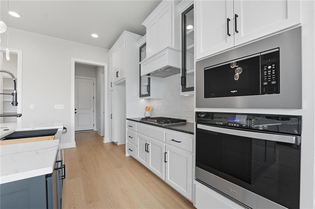 Photo 4 of 2127 NW killarney Lane