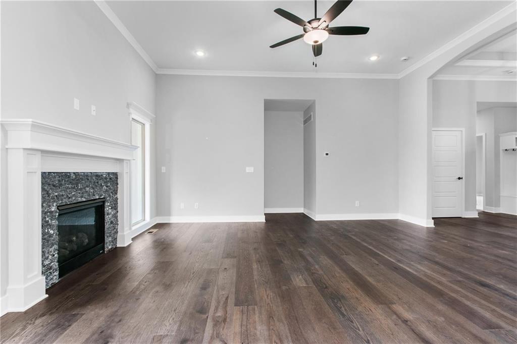 Photo 7 of 9427 N Belton Avenue