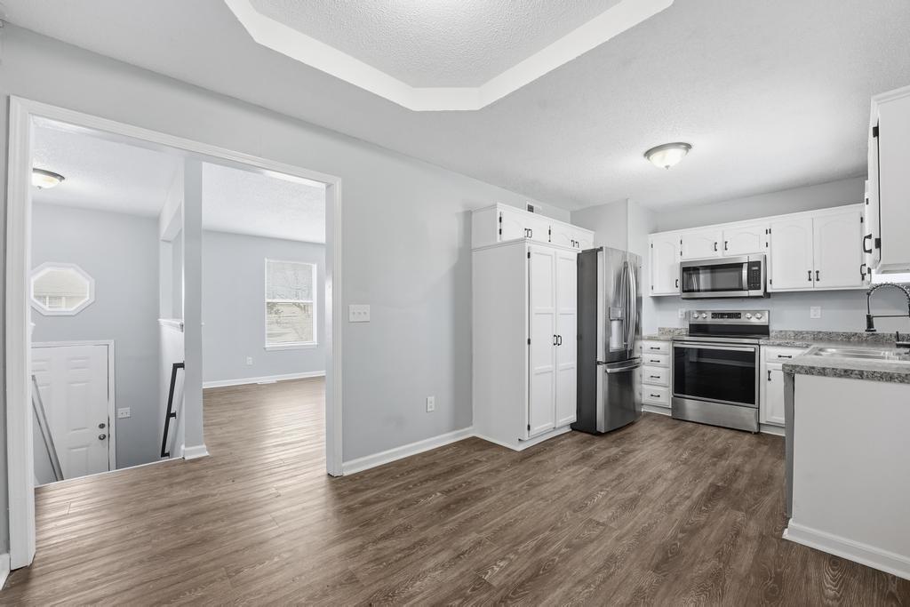 Photo 7 of 17403 Monte Verde Drive