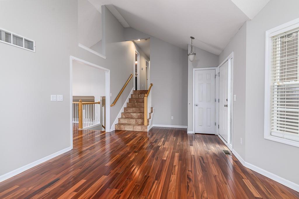 Photo 6 of 11911 N Charlotte Street