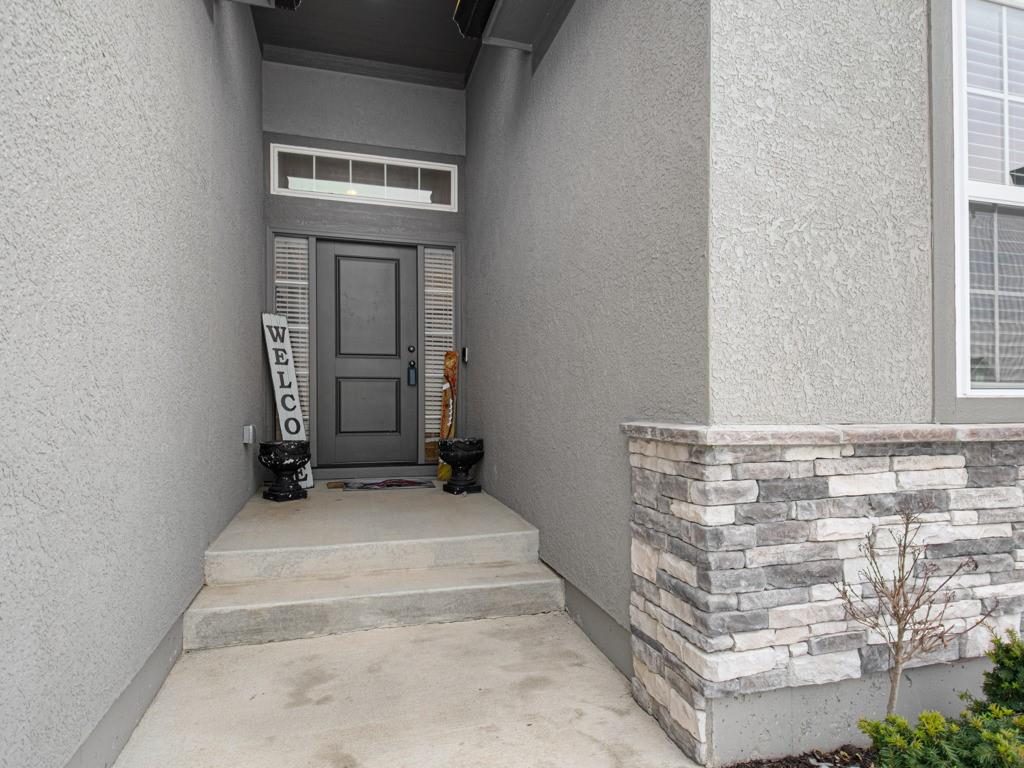 Photo 2 of 807 NE Algonquin Street #B