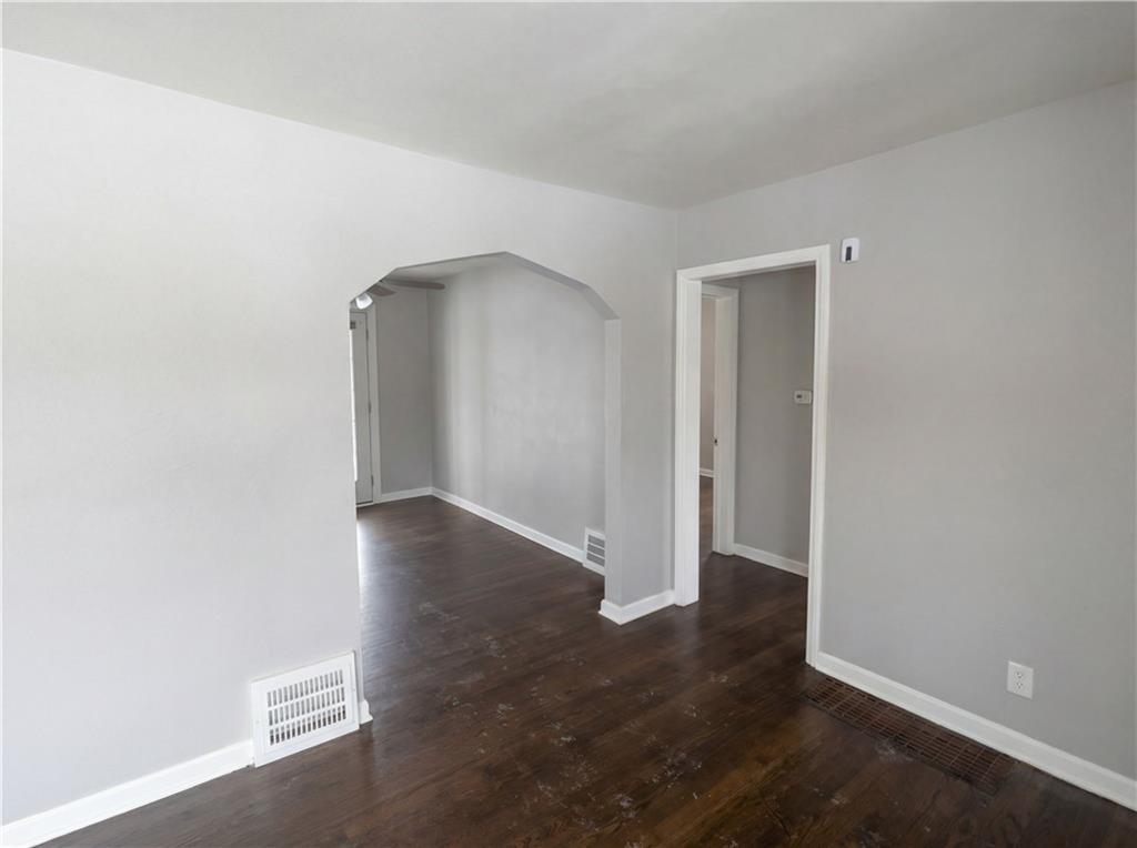 Photo 7 of 715 E 72nd Terrace