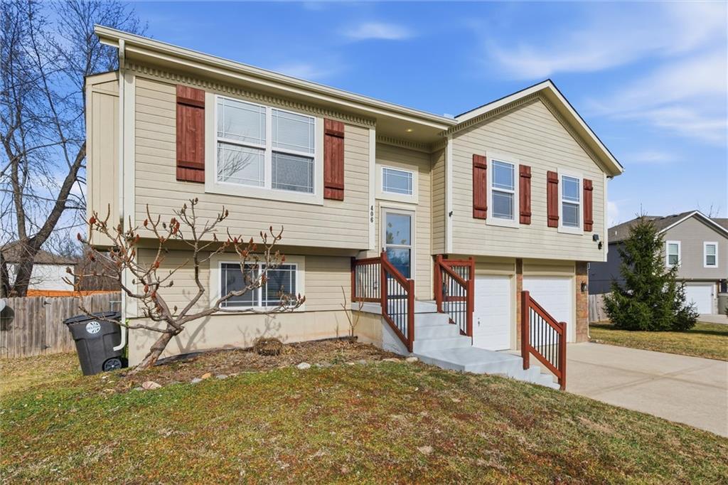 Photo 3 of 406 Timbercreek Drive