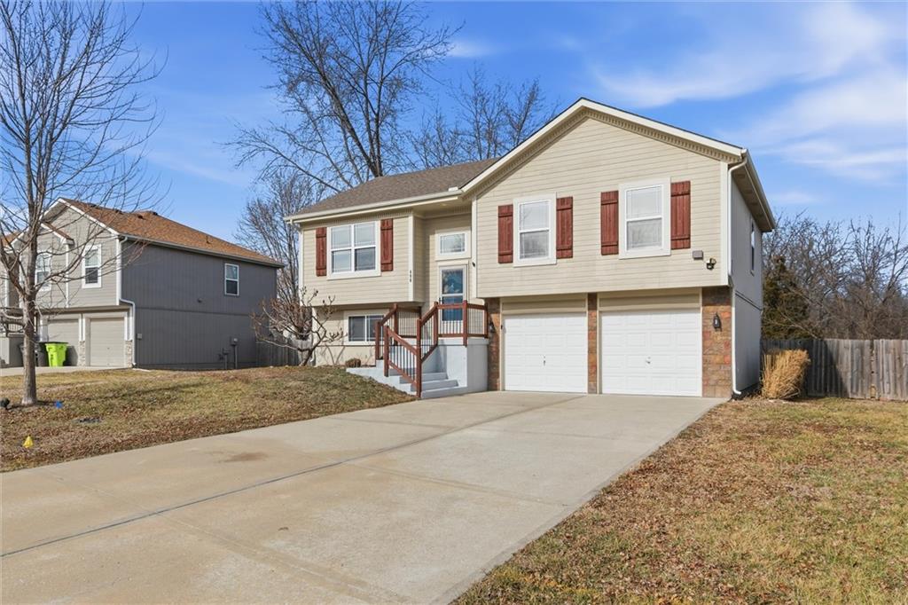 Photo 4 of 406 Timbercreek Drive