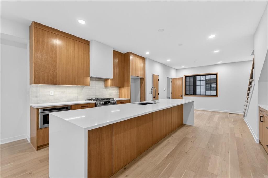 Photo of 521 E 19th Street