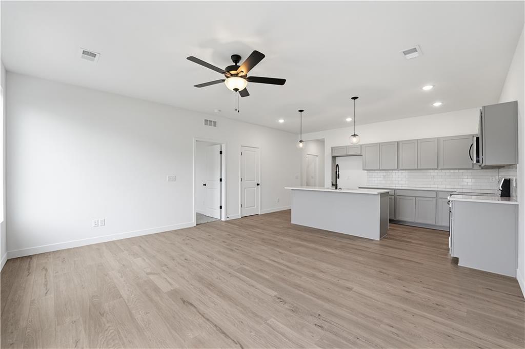 Photo 6 of 12408 S Acacia Drive