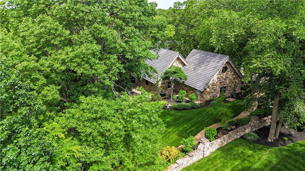 Photo 6 of 16900 Highland Ridge Drive