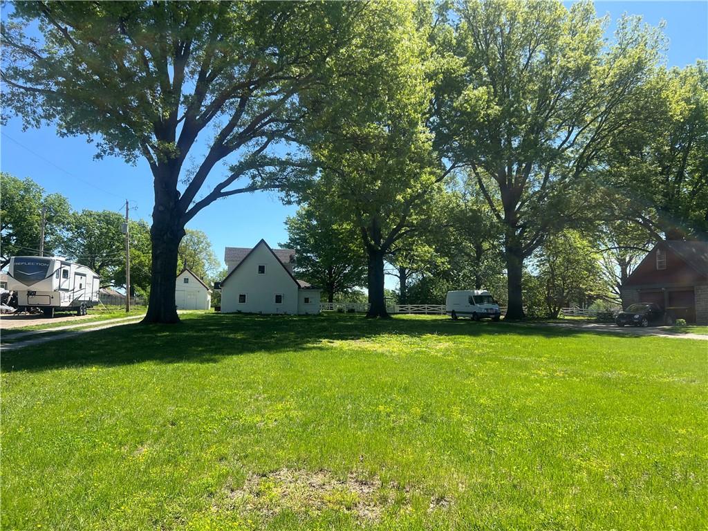 Photo 2 of 4507 Blue Ridge Boulevard