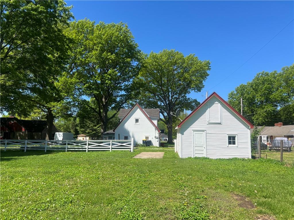 Photo 6 of 4507 Blue Ridge Boulevard