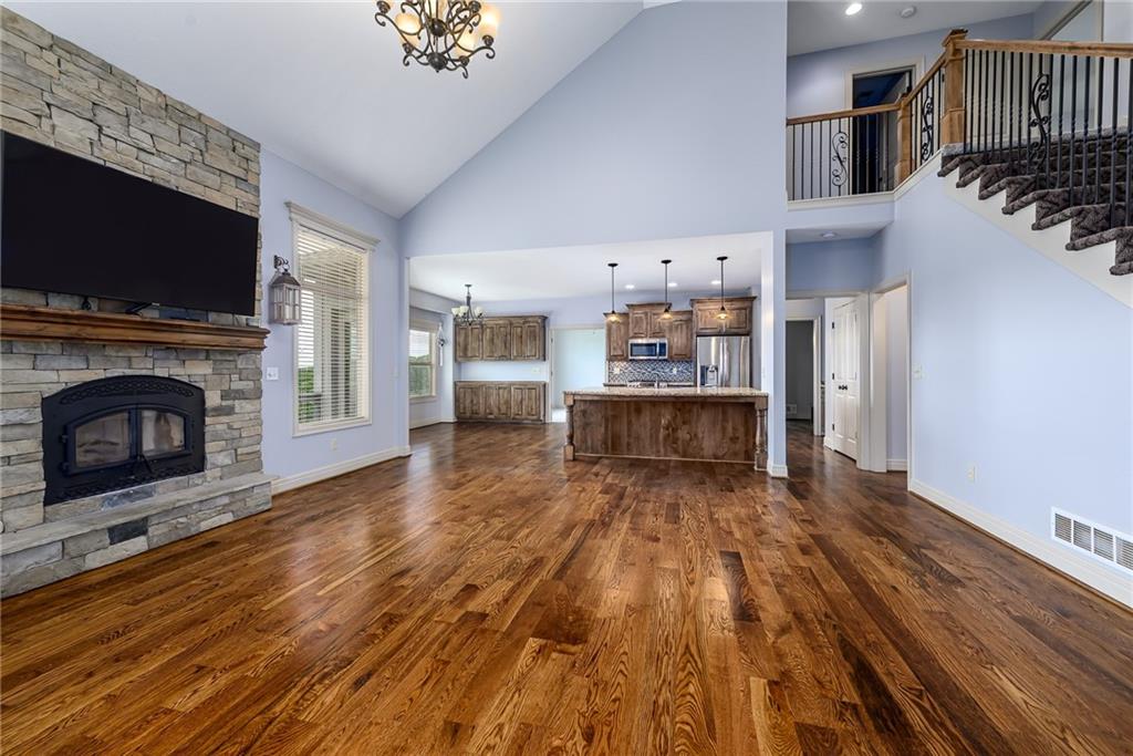 Photo 5 of 17384 Blue Moon Lane