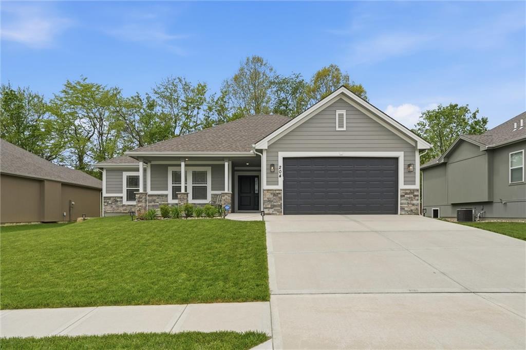 Photo 2 of 204 S MARIMACK Court