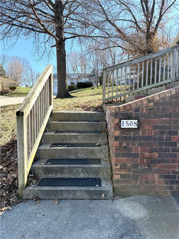 Photo 2 of 1508 Hale Avenue
