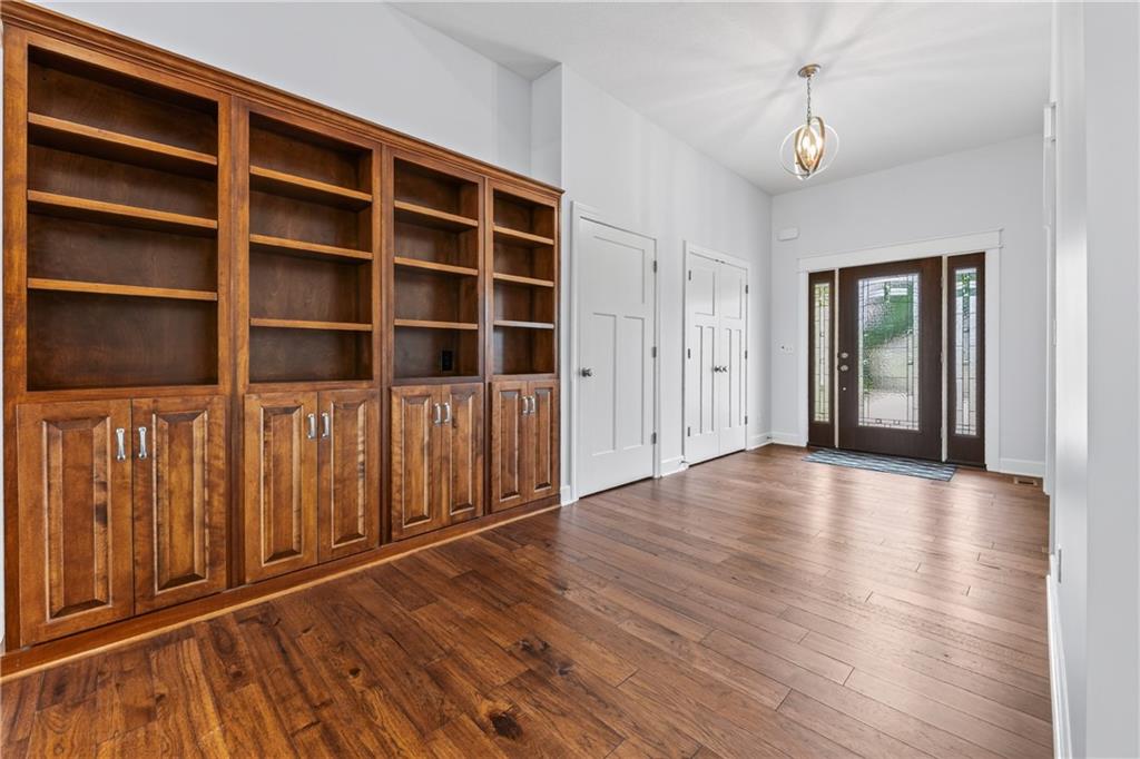 Photo 5 of 405 W 10th Street
