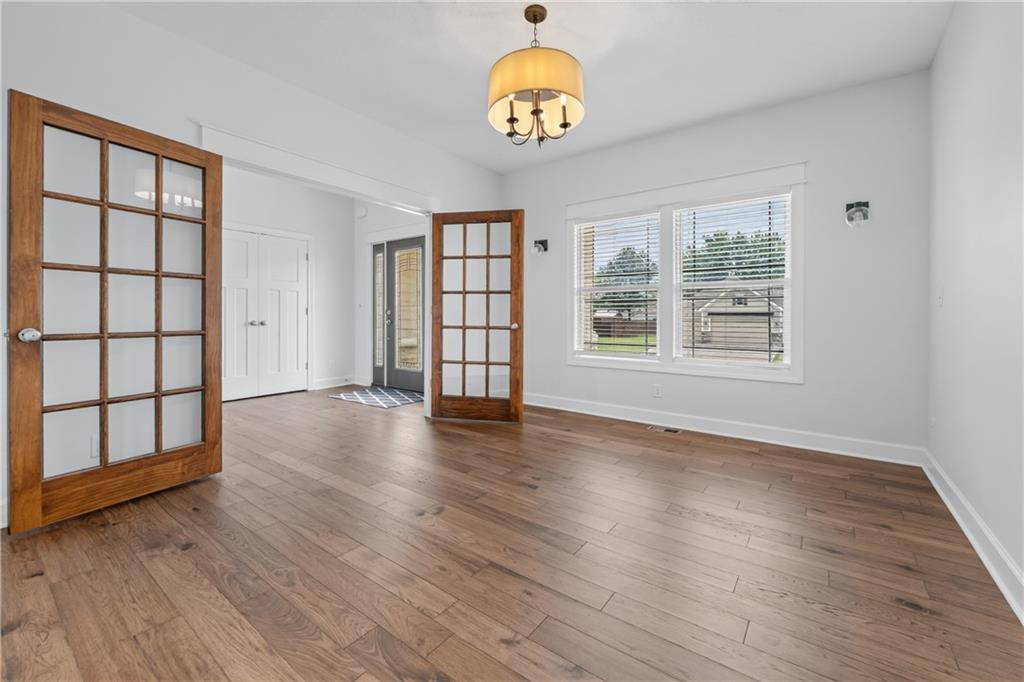Photo 6 of 405 W 10th Street