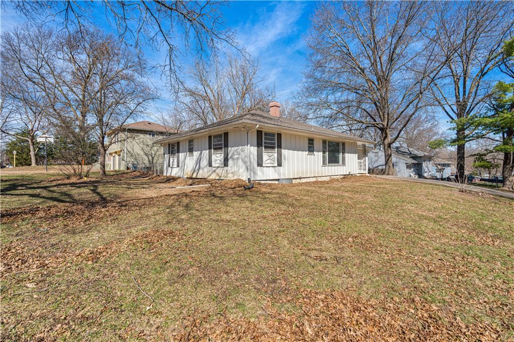 Photo 5 of 8604 E 84th Terrace