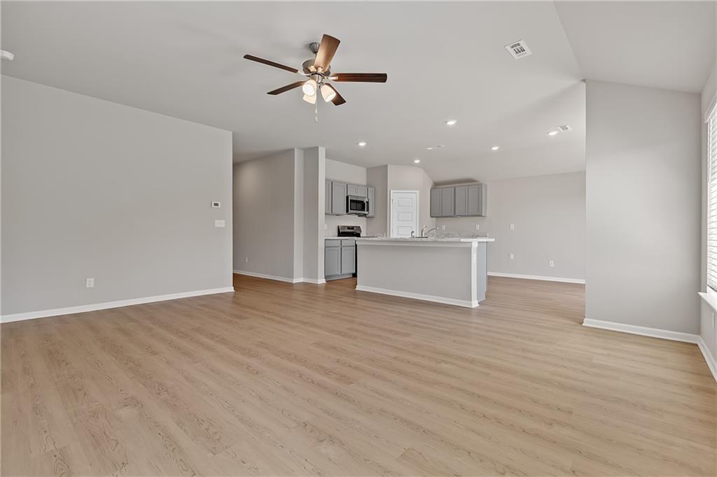 Photo 4 of 20847 Starside Street