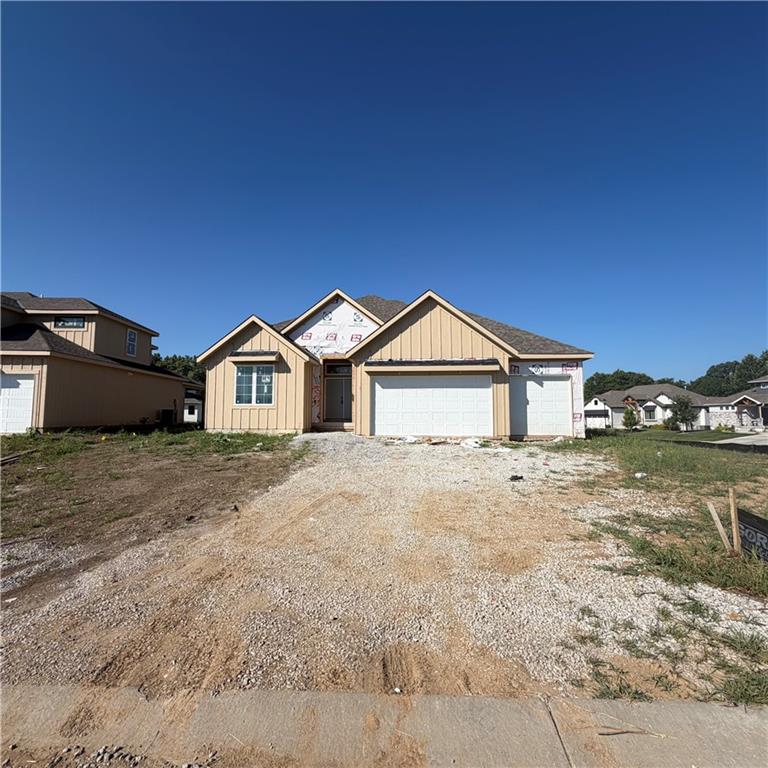 Photo 2 of 2304 Foxtail Drive