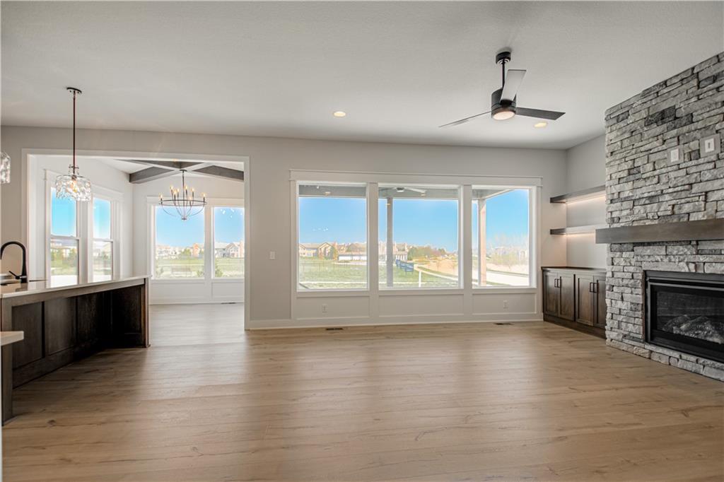Photo 5 of 1813 SW Arbormist Drive