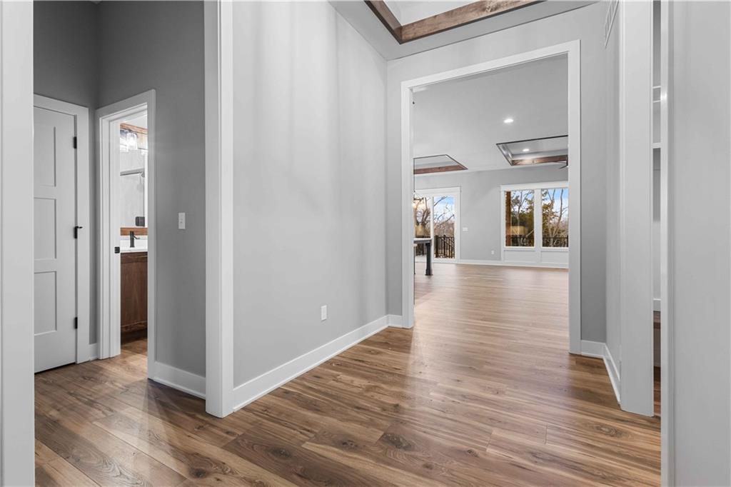 Photo 2 of 4524 SW Berkshire Drive