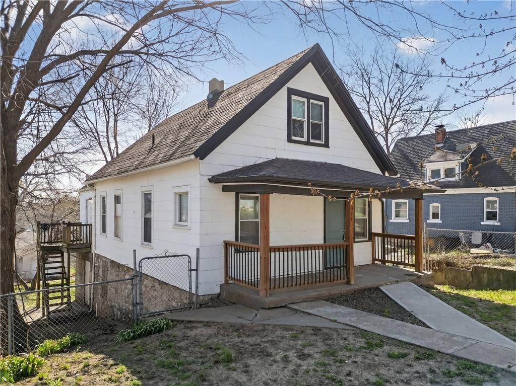 Photo 3 of 411 N Lawndale Avenue