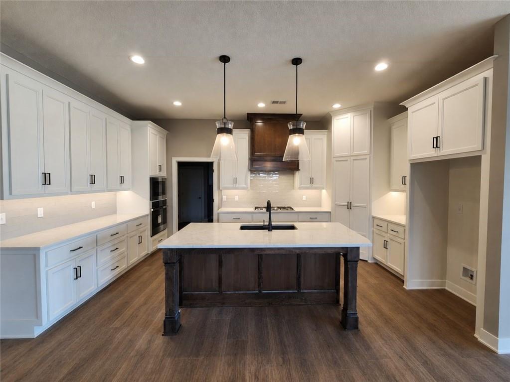 Photo 5 of 24908 W 145th Street