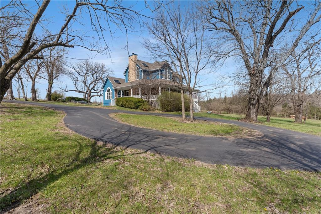 Photo 2 of 33604 E Stringtown Road