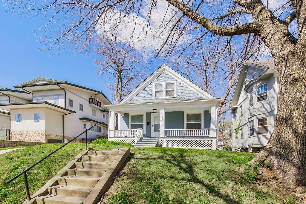 Photo 6 of 3816 Wyoming Street
