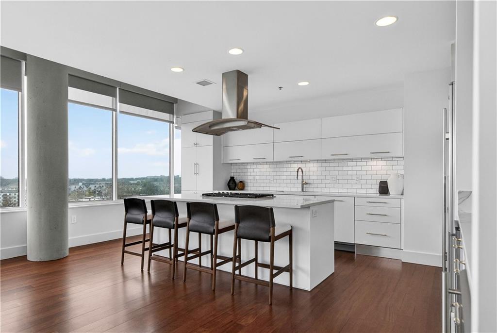 Photo 6 of 4646 Broadway Street #12th Floor