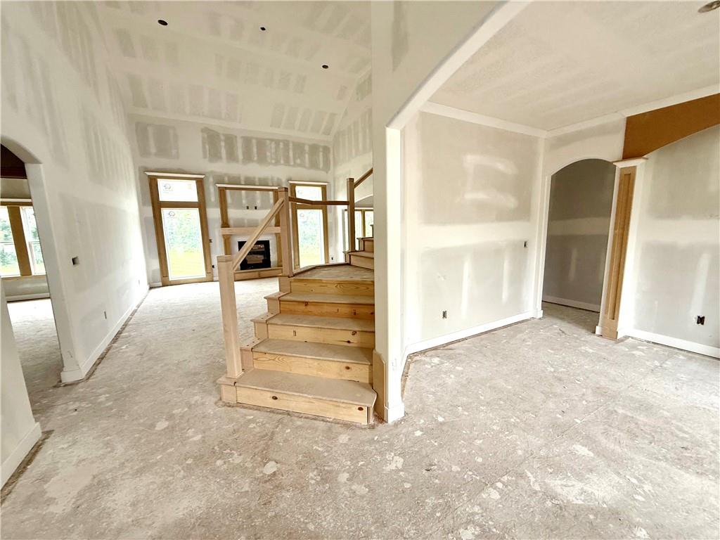 Photo 4 of 1070 Fir Lane