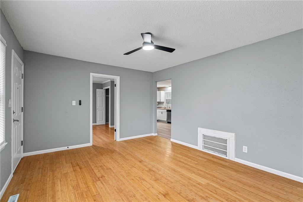 Photo 5 of 6121 Cleveland Avenue