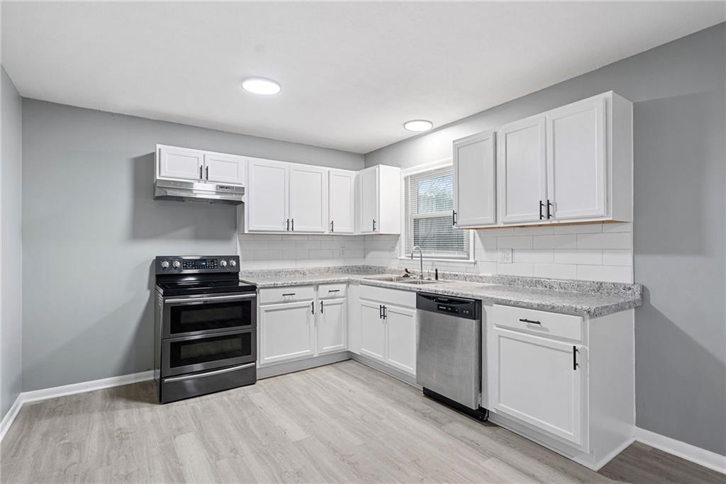 Photo 7 of 6121 Cleveland Avenue