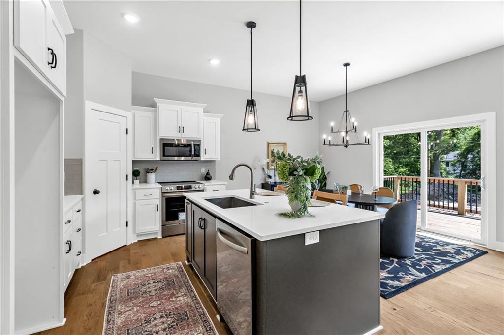 Photo of 4 HIGHLAND Circle