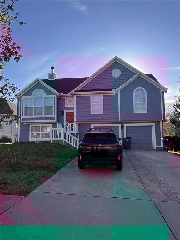 Photo of 12165 S Tallgrass Drive in Olathe, KS