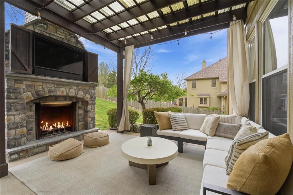 Photo of 5303 NW 60th Terrace