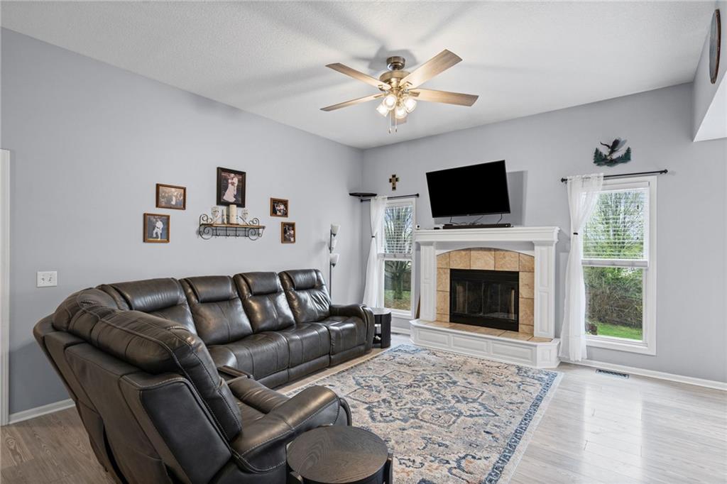 Photo 5 of 1404 NE 196th Street