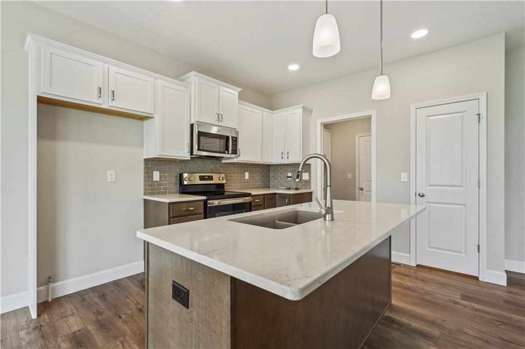 Photo 6 of 12424 S Redwood Street